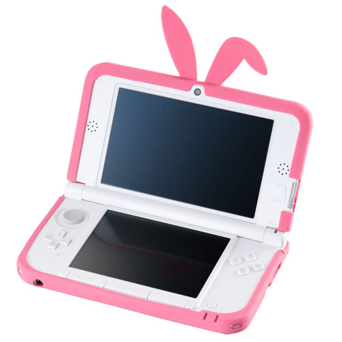 CYBER・バニーカバー（3DS LL用）〈ピンク〉を3DS LLに装着