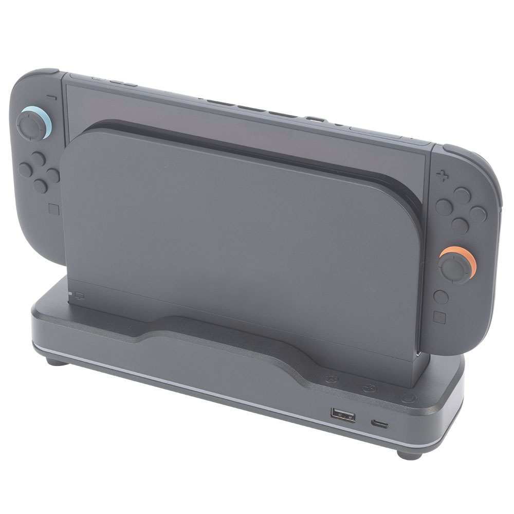 Switch2ドックとSwitch2本体を冷却ファンスタンドに設置