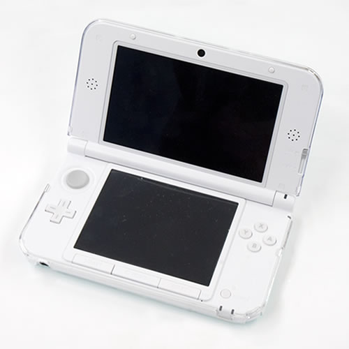 CYBER・プロテクトケース スリム（3DS LL用）〈クリア〉を3DS LLミント×ホワイトに装着