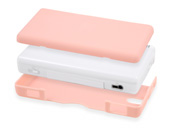 ワンタッチ装着で、傷や汚れをガード！