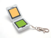 DS用ソフト2枚をコンパクトに収納