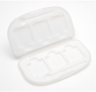 CYBER・スリムカードケース（DS/DS Lite用）