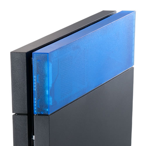 CYBER・スクラッチガードカバー（PS4用）〈クリアブルー〉をPS4本体に装着