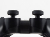 アナログスティックの操作部分をカバー