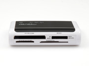 各スロット横にはメディア名を明記