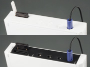 見た目もスッキリしてホコリ対策も万全!　本製品装着（上）使用前（下）