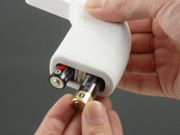 単三電池2本で振動機能が使える！